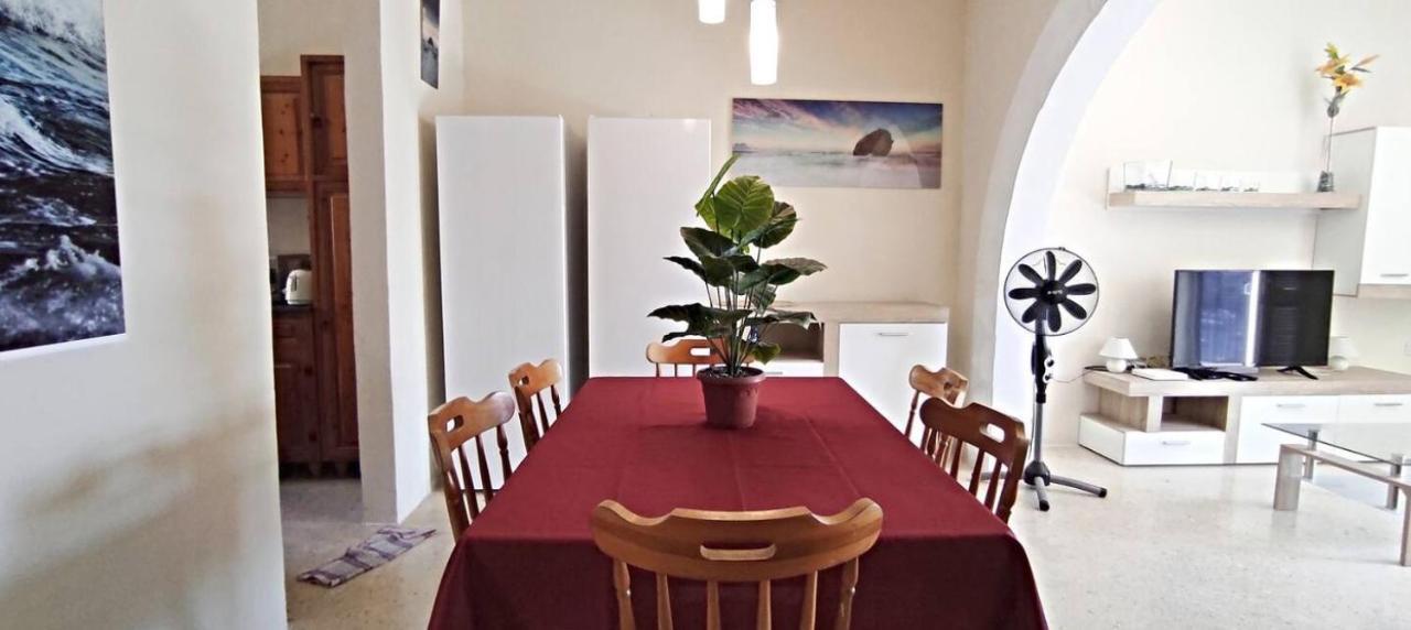 Sea View 2 Bedroom Apartment Марсаскала Екстер'єр фото