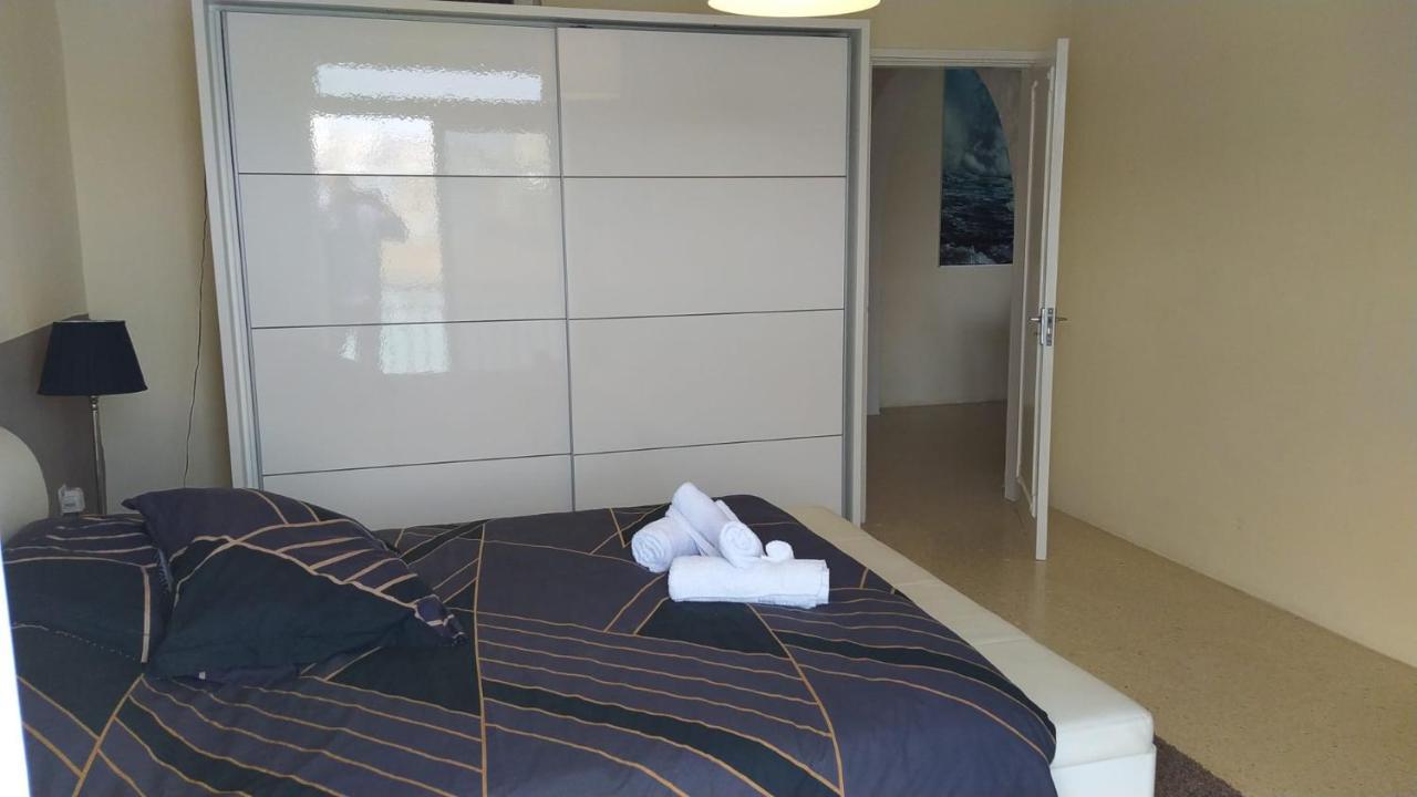 Sea View 2 Bedroom Apartment Марсаскала Екстер'єр фото